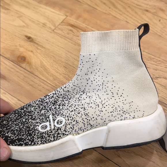 ALO Black and White Speckled Sock Sneakers size 8 - Picture 7 of 9